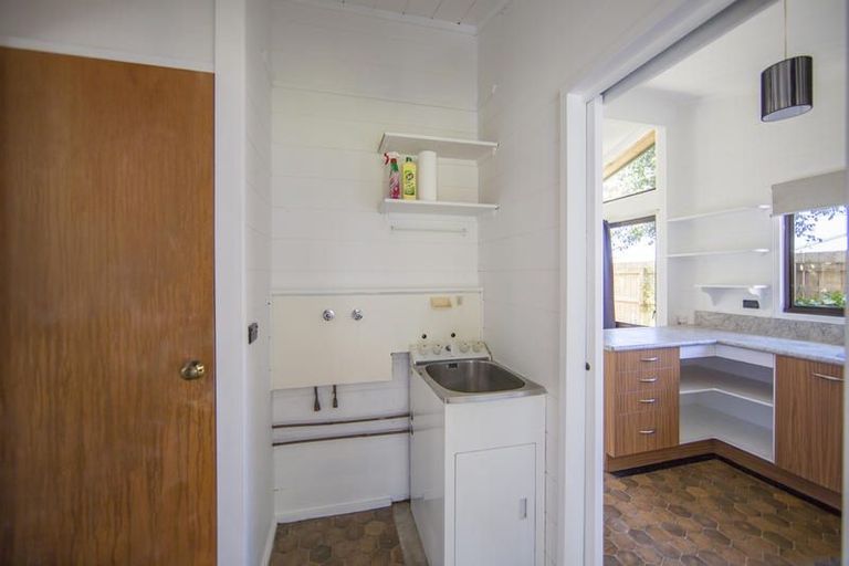 Photo of property in 28 Shoemaker Road, Waipu, 0510