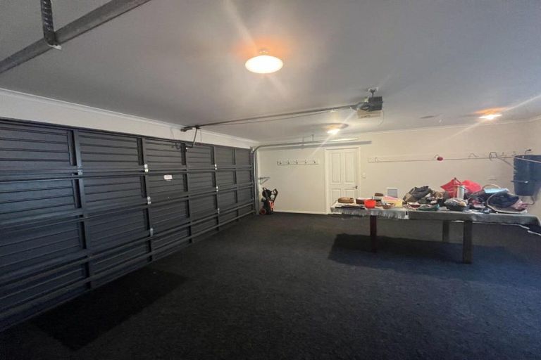 Photo of property in 2 Manukaka Heights, Hurdon, New Plymouth, 4310