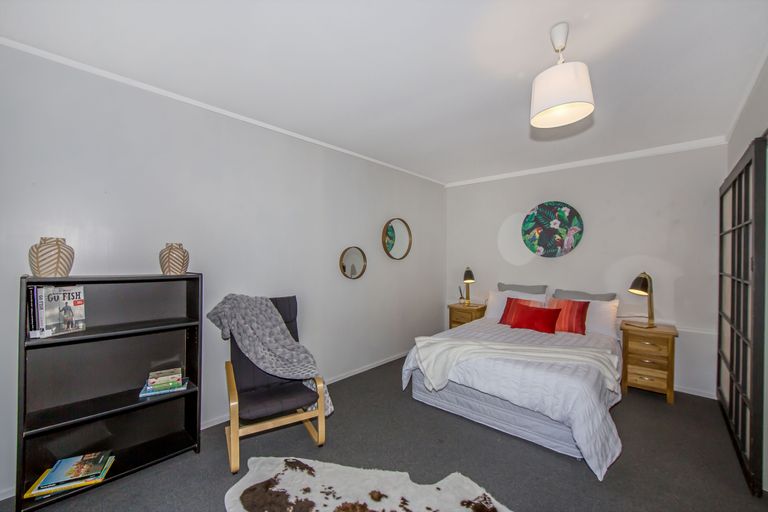 Photo of property in 2/36 Greendale Spur, Glenfield, Auckland, 0629