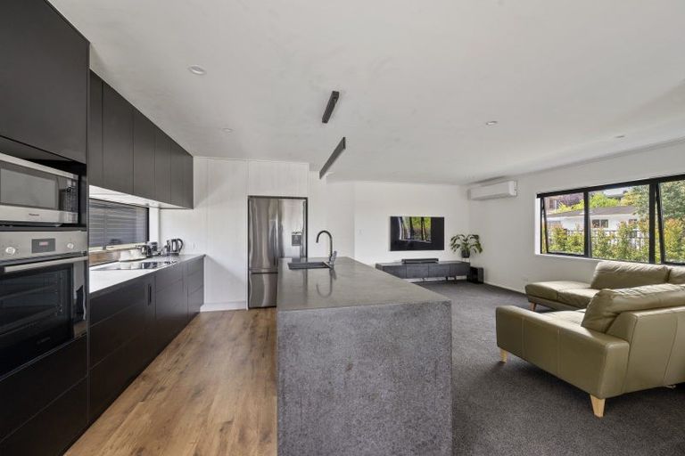 Photo of property in 45 Kent Terrace, Taradale, Napier, 4112