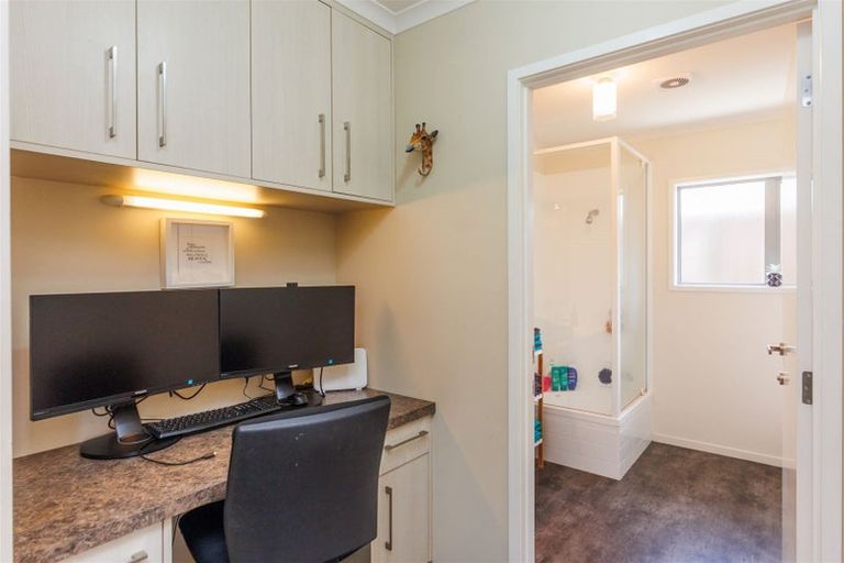 Photo of property in 13 Drake Street, Feilding, 4702