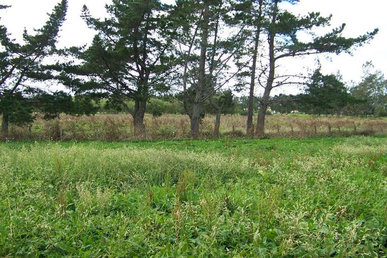 Photo of property in 2533 State Highway 1, Ruakaka, Whangarei, 0171