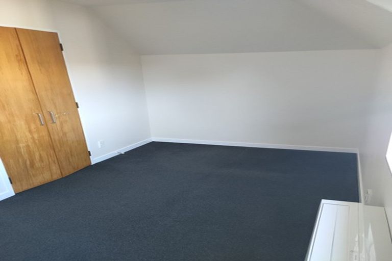 Photo of property in 17 Mcbain Grove, Avalon, Lower Hutt, 5011