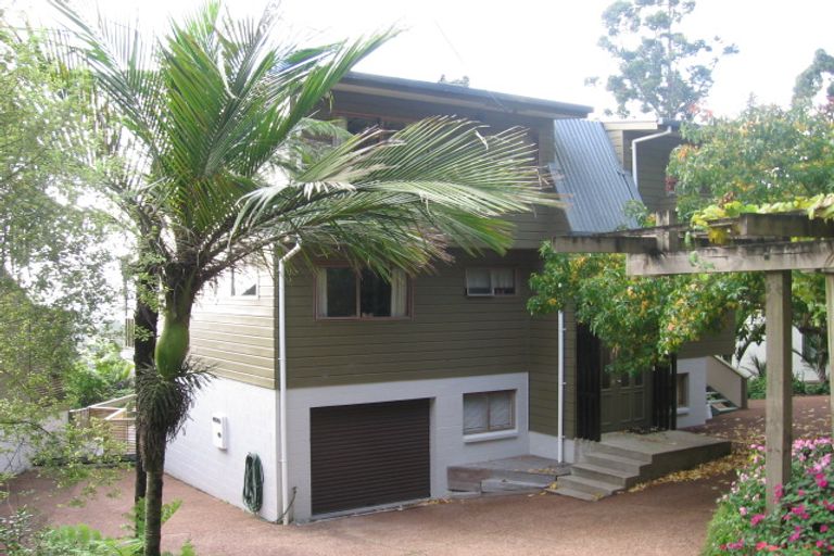 Photo of property in 54b Park Road, Titirangi, Auckland, 0604