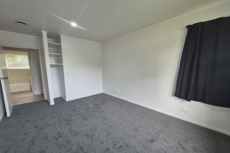 Photo of property in 44 Preston Avenue, Henderson, Auckland, 0610