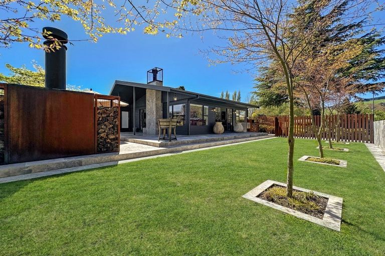 Photo of property in 1 Nisbet Terrace, Kinloch, Taupo, 3377