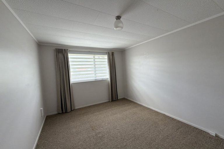 Photo of property in 2/22 Sturdee Road, Manurewa, Auckland, 2102
