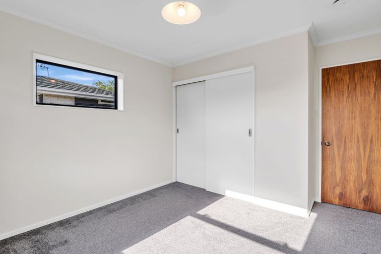 Photo of property in 28 Freyberg Street, Roslyn, Palmerston North, 4414
