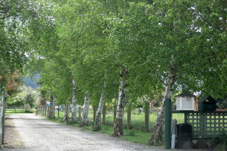 Photo of property in 12 Knight Street, Oxford, 7430