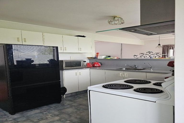 Photo of property in 2 Caulfield Green, Nawton, Hamilton, 3200