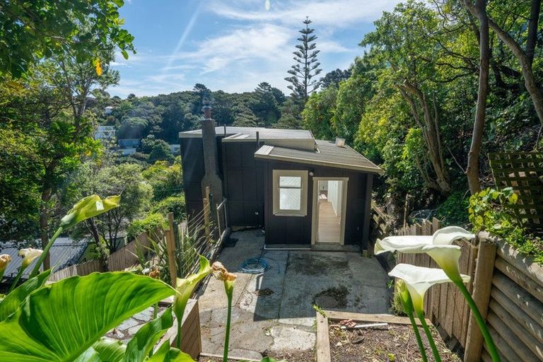 Photo of property in 84 Cluny Road, Plimmerton, Porirua, 5026