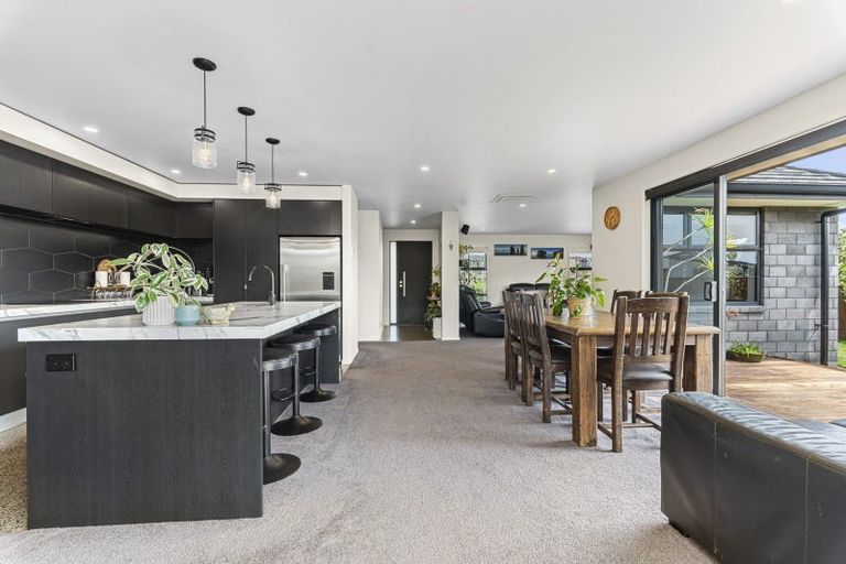 Photo of property in 52 Dillon Drive, Bell Block, New Plymouth, 4312