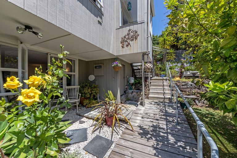 Photo of property in 31 Monyash Road, Manly, Whangaparaoa, 0930