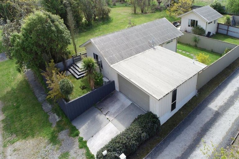 Photo of property in 994 Lower Styx Road, Brooklands, Christchurch, 8083