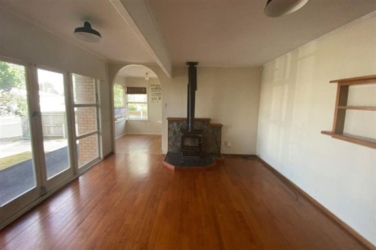 Photo of property in 44 Edinburgh Avenue, Rosehill, Papakura, 2113