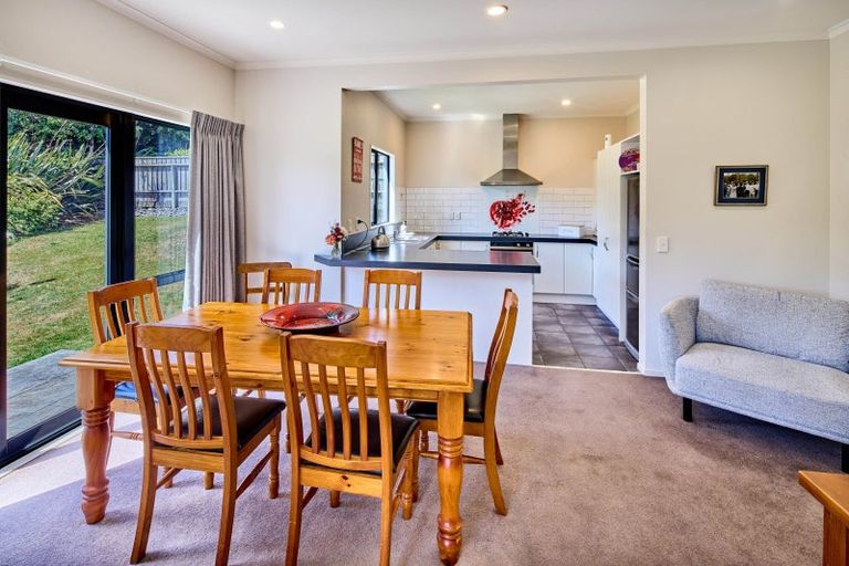 Photo of property in 89 Kentwood Drive, Woodridge, Wellington, 6037