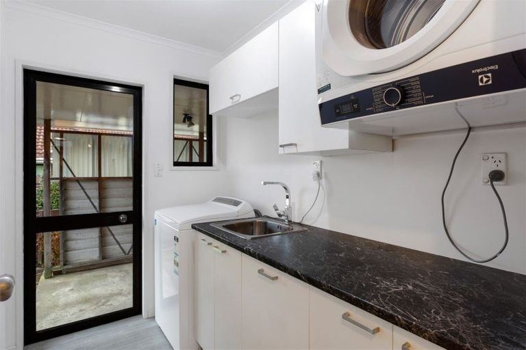 Photo of property in 132 Hagart-alexander Drive, Mosgiel, 9024