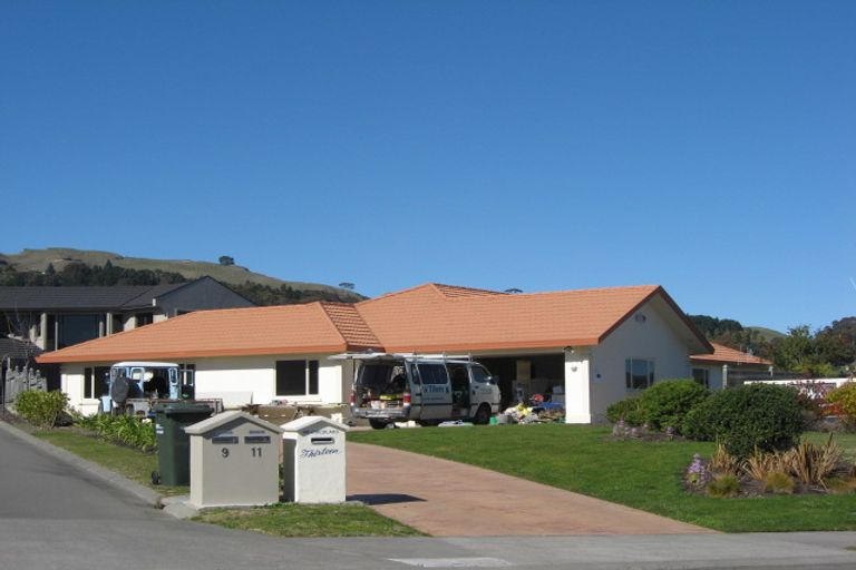 Photo of property in 13 Hikanui Place, Havelock North, 4130