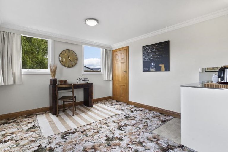 Photo of property in 2 Farley Avenue, Greytown, 5712