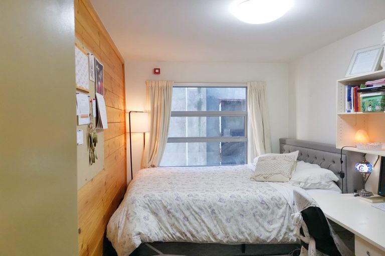 Photo of property in Drummond Street Flats, 1/19 Drummond Street, Mount Cook, Wellington, 6021
