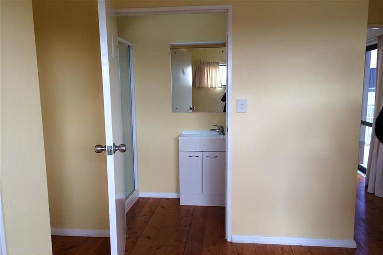 Photo of property in 5 Marine Parade South, Foxton Beach, Foxton, 4815