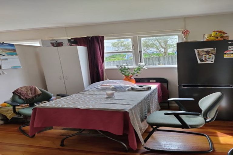 Photo of property in 89-91 Hampshire Street, Cannons Creek, Porirua, 5024
