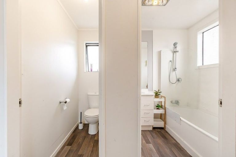 Photo of property in 2/79 Molesworth Street, Taita, Lower Hutt, 5011