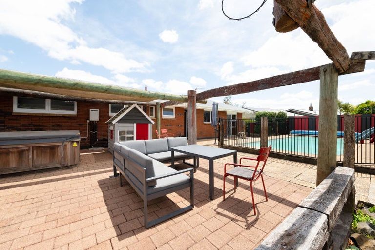 Photo of property in 4 Thomson Avenue, Dinsdale, Hamilton, 3204