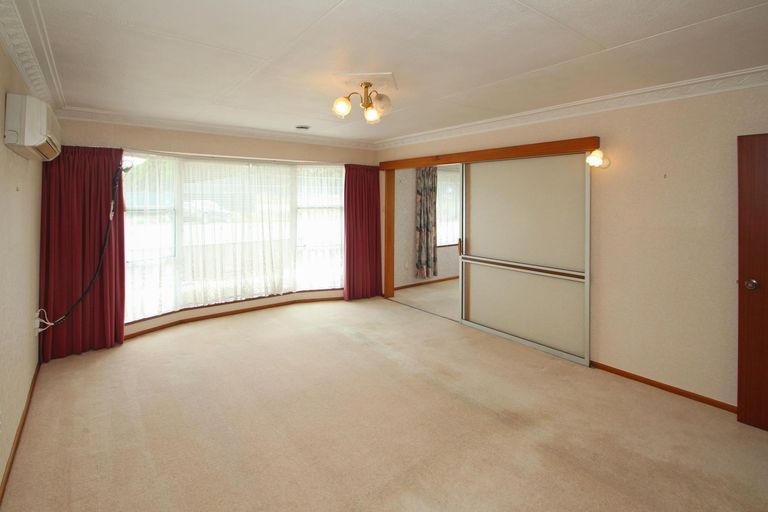 Photo of property in 27 Towey Street, Holmes Hill, Oamaru, 9401