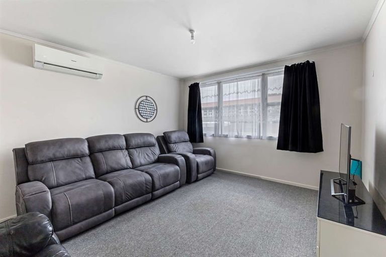 Photo of property in 32 Pendarves Street, New Plymouth, 4310