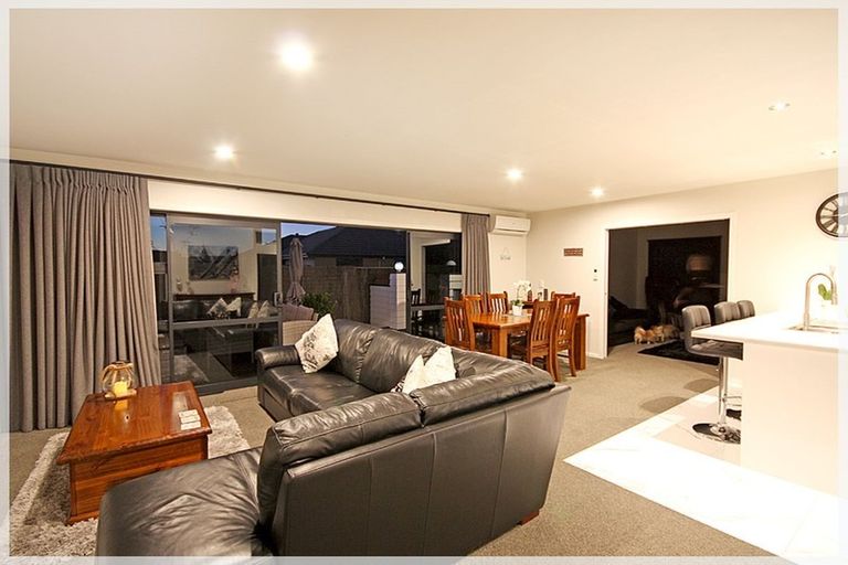 Photo of property in 18 Forbes Road, Foxton Beach, Foxton, 4815