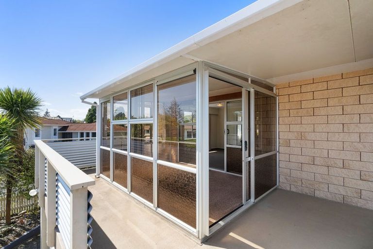 Photo of property in 2 Dee Street, Levin, 5510