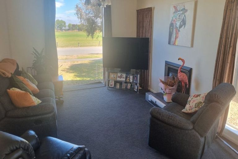 Photo of property in 562 Bower Avenue, Parklands, Christchurch, 8083