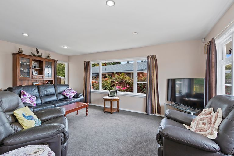 Photo of property in 681 Main South Road, Islington, Christchurch, 8042