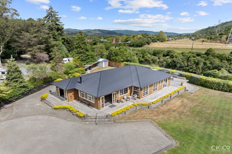 Photo of property in 63 Black Beech Street, Birchville, Upper Hutt, 5018