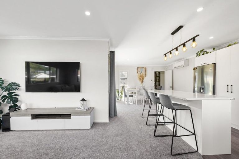 Photo of property in 4 Martha Turnell Crescent, Manor Park, Lower Hutt, 5019