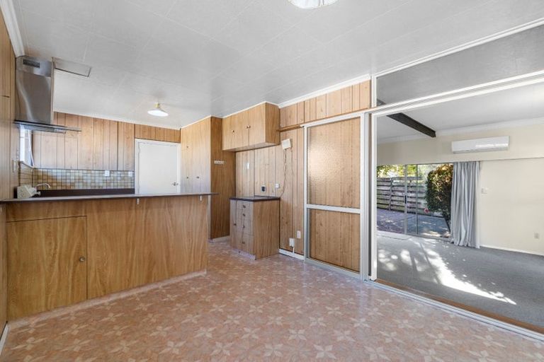 Photo of property in 42 Fovant Street, Russley, Christchurch, 8042