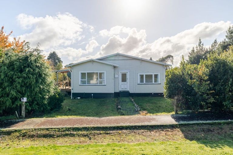 Photo of property in 23 Alfredton Road, Eketahuna, 4900