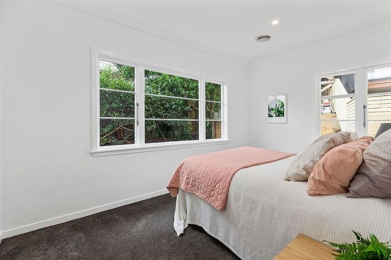 Photo of property in 96 Homebush Road, Khandallah, Wellington, 6035