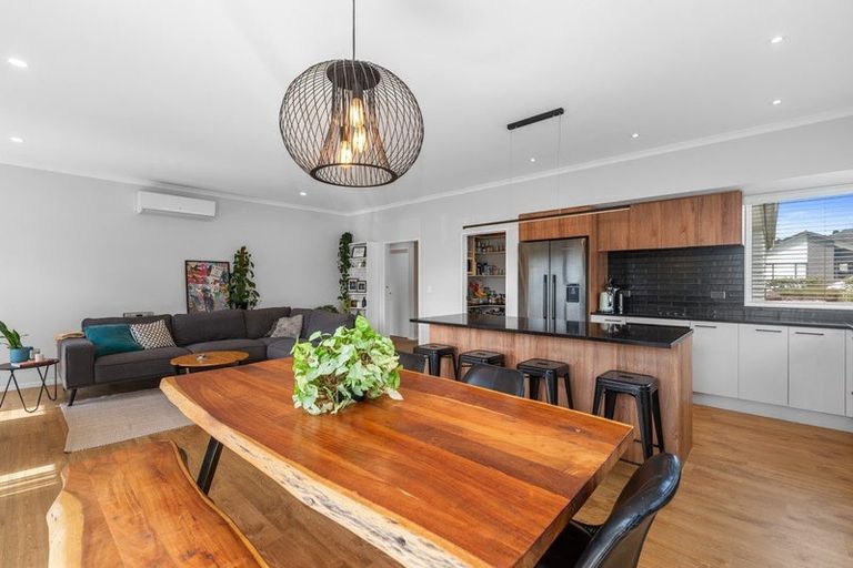 Photo of property in 31 Nellie Drive, Kumeu, 0810