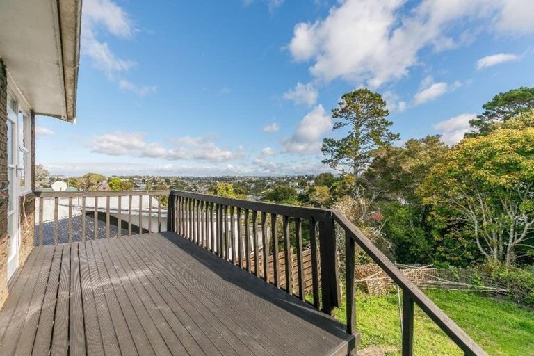 Photo of property in 606 Glenfield Road, Bayview, Auckland, 0629
