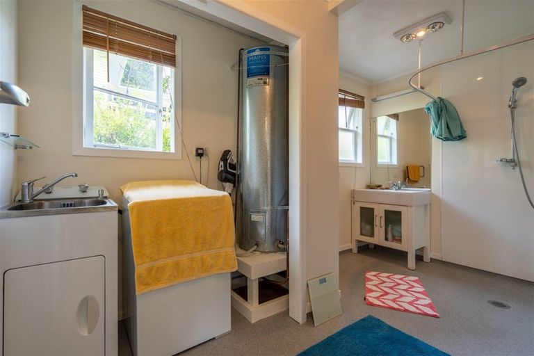 Photo of property in 45 Johnston Road, Kawakawa, 0210