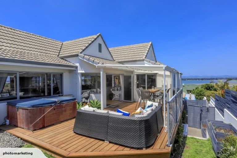 Photo of property in 61 Hamurana Road, Omokoroa, 3114