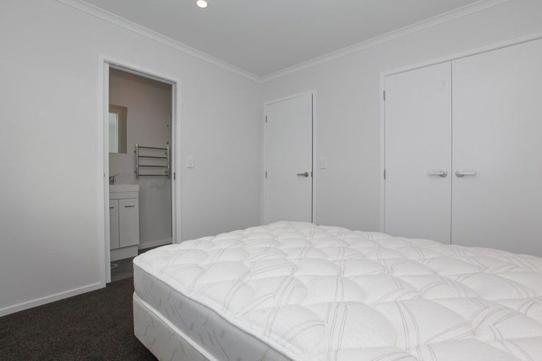 Photo of property in 15/10 Burrows Place, Frankton, Hamilton, 3204