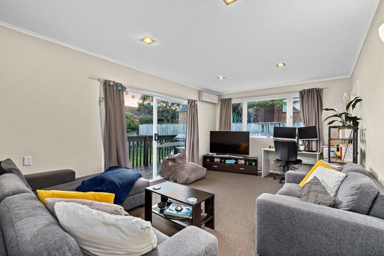 Photo of property in 17b Richards Avenue, Forrest Hill, Auckland, 0620
