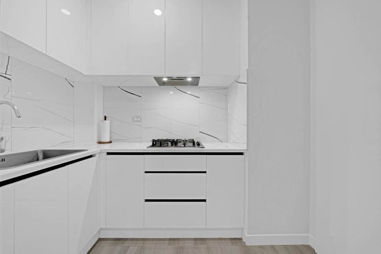 Photo of property in 2a Ballyalton Crescent, Flat Bush, Auckland, 2019