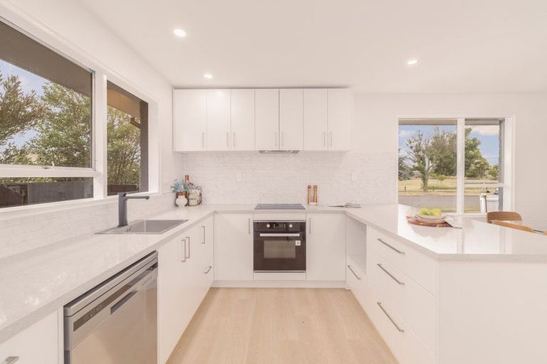 Photo of property in 40 Clydesdale Street, Woolston, Christchurch, 8062