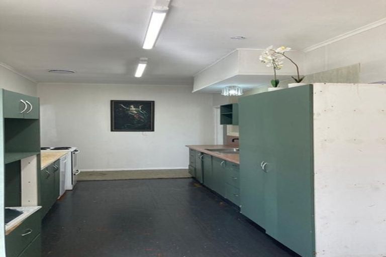 Photo of property in 3 Albert Road, Manukau, Auckland, 2025