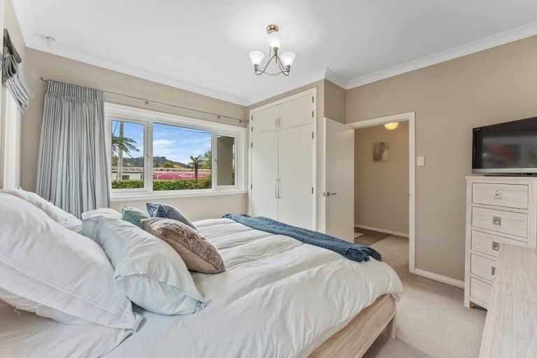 Photo of property in 11 Hathaway Avenue, Boulcott, Lower Hutt, 5010