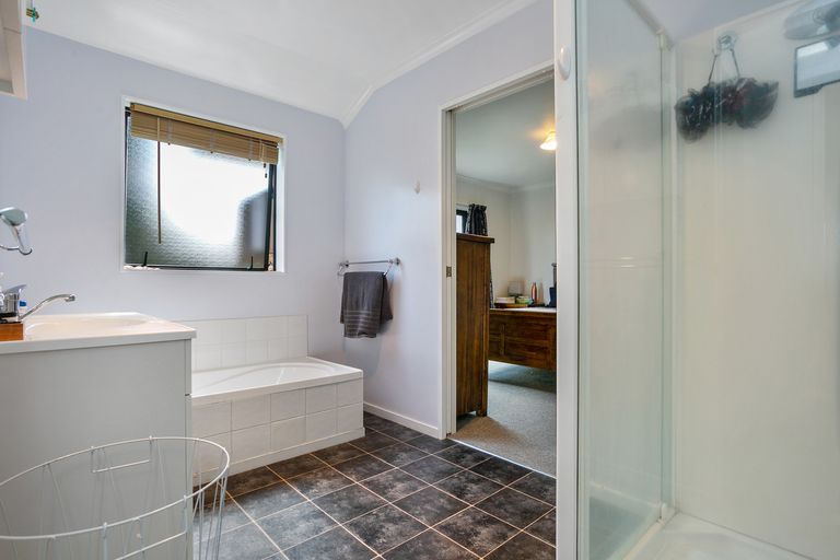 Photo of property in 357 Chatsfield Drive, Te Awamutu, 3800